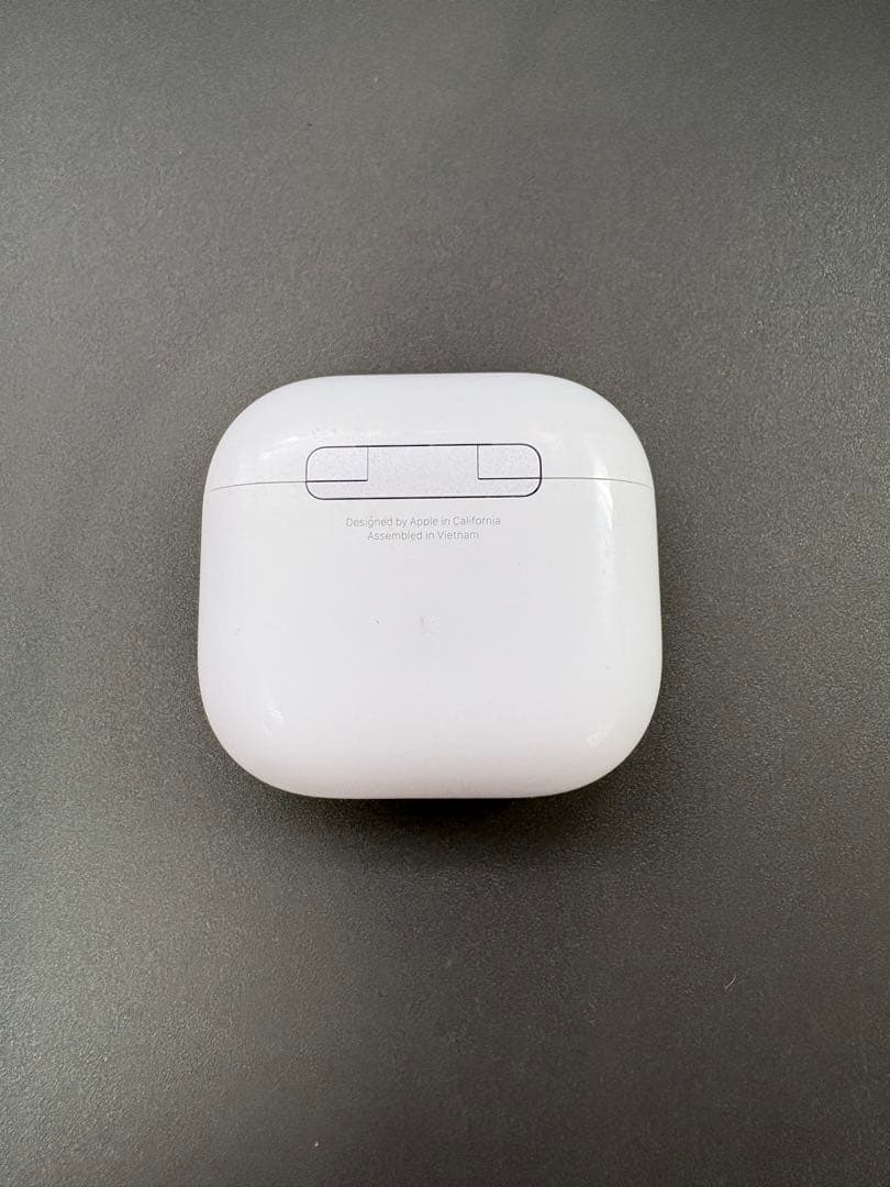 【訳あり】 AirPods 第4世代/ノイズキャンセリング対応/<No1925>