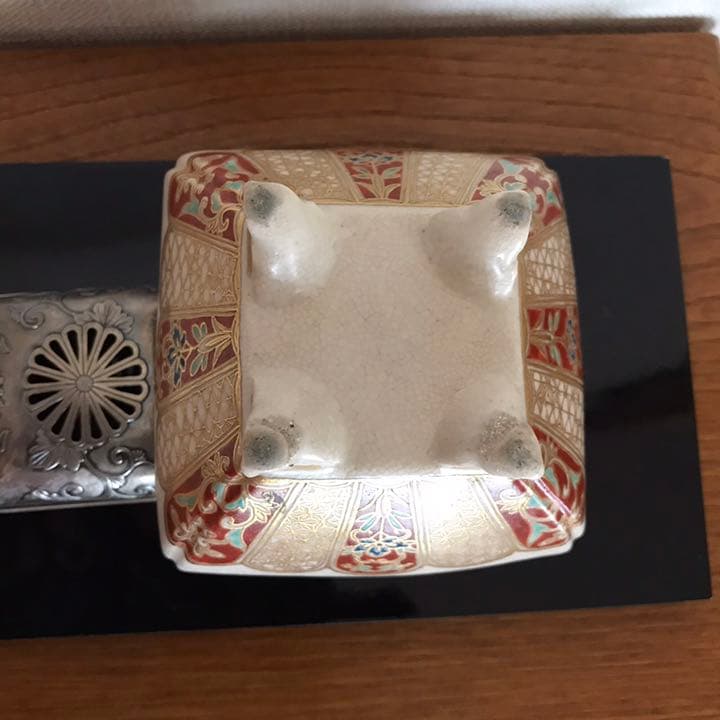 香炉
