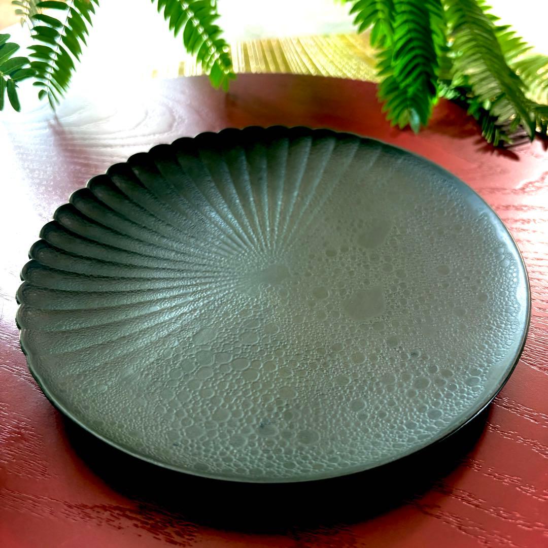 片菊彫プレート　16cm皿　２枚　泡化粧　パレスプレート　黒 高級料亭中皿 作家