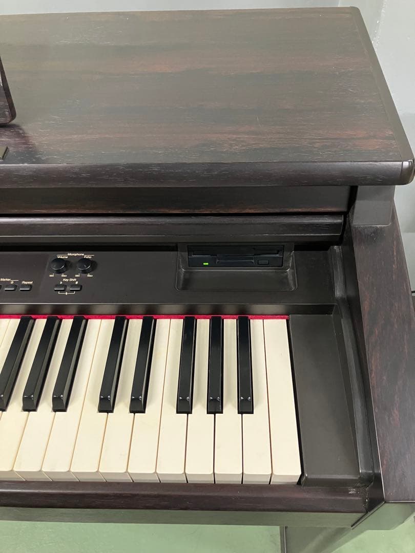 電子ピアノ　Roland HP-550G （椅子付属）
