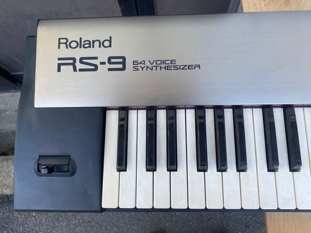 roland rs-9 64voice synthesizer シンセサイザー