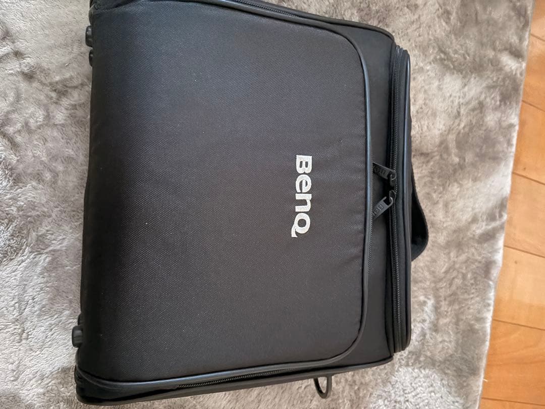 BENQ W1070+ プロジェクター 美品