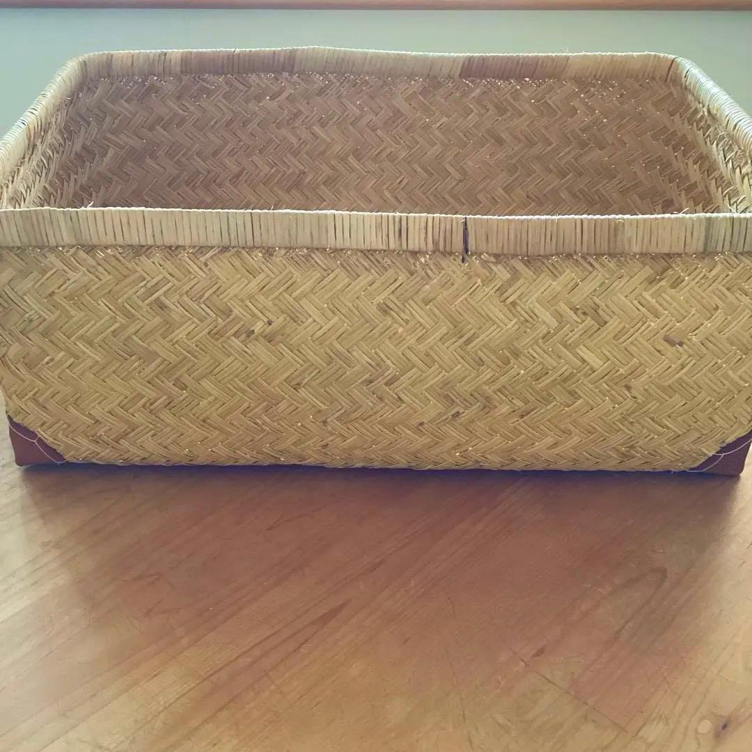 竹行李　鳥越の竹細工　すず竹　約40cm×60cm 高さ24cm