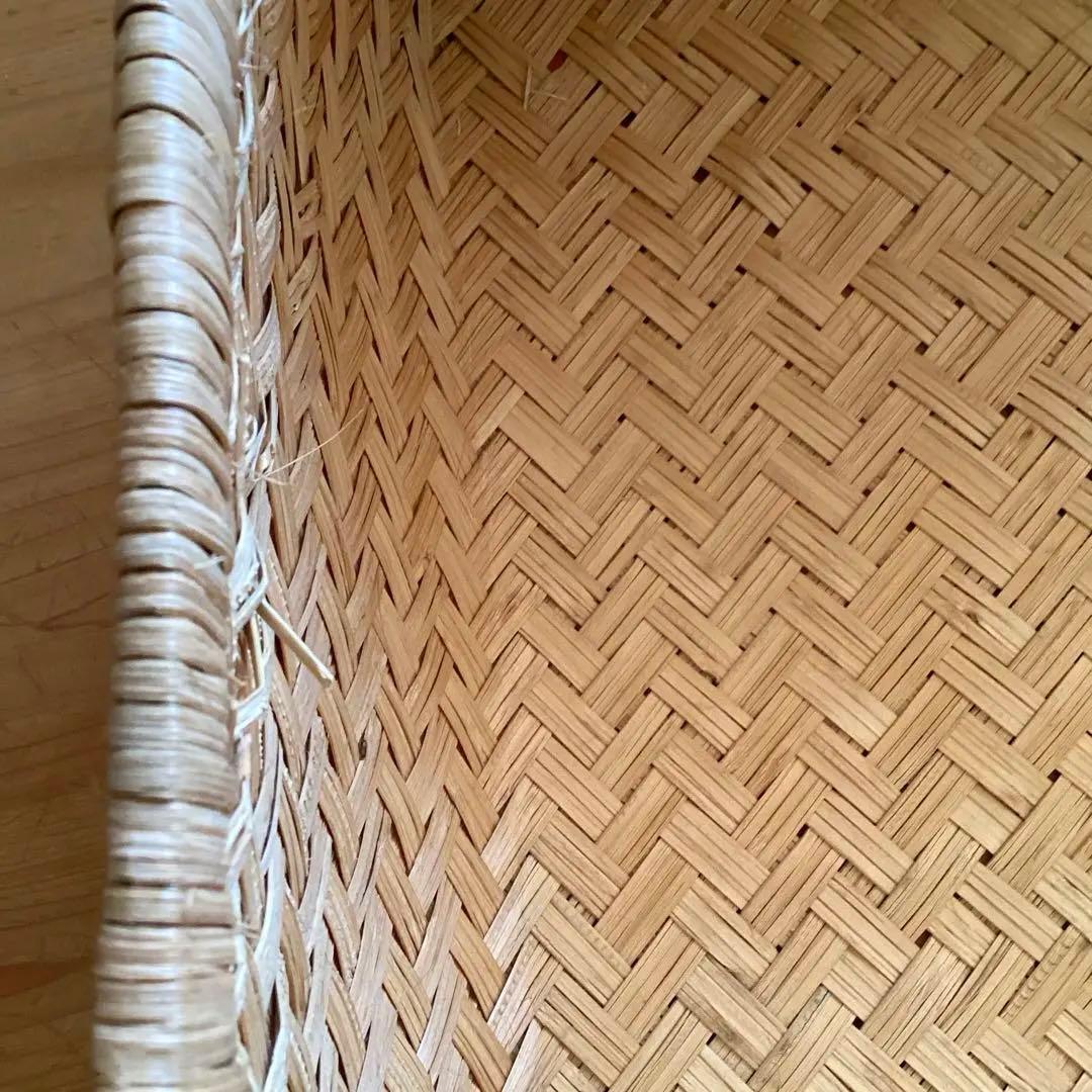 竹行李　鳥越の竹細工　すず竹　約40cm×60cm 高さ24cm