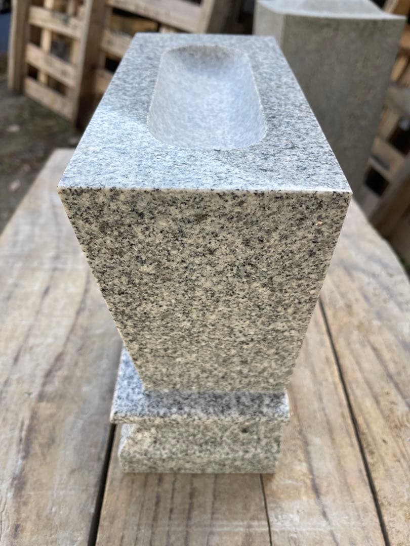 水鉢　国産品　花沢石　手作り　お墓