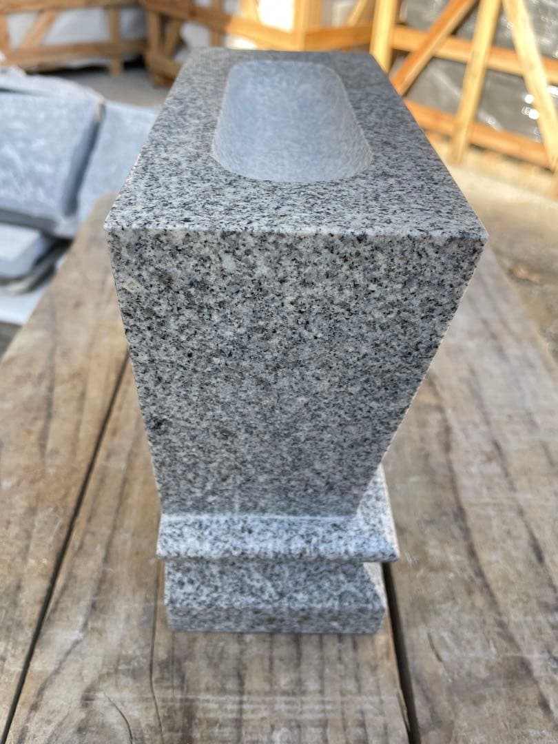 水鉢　国産品　花沢石　手作り　お墓