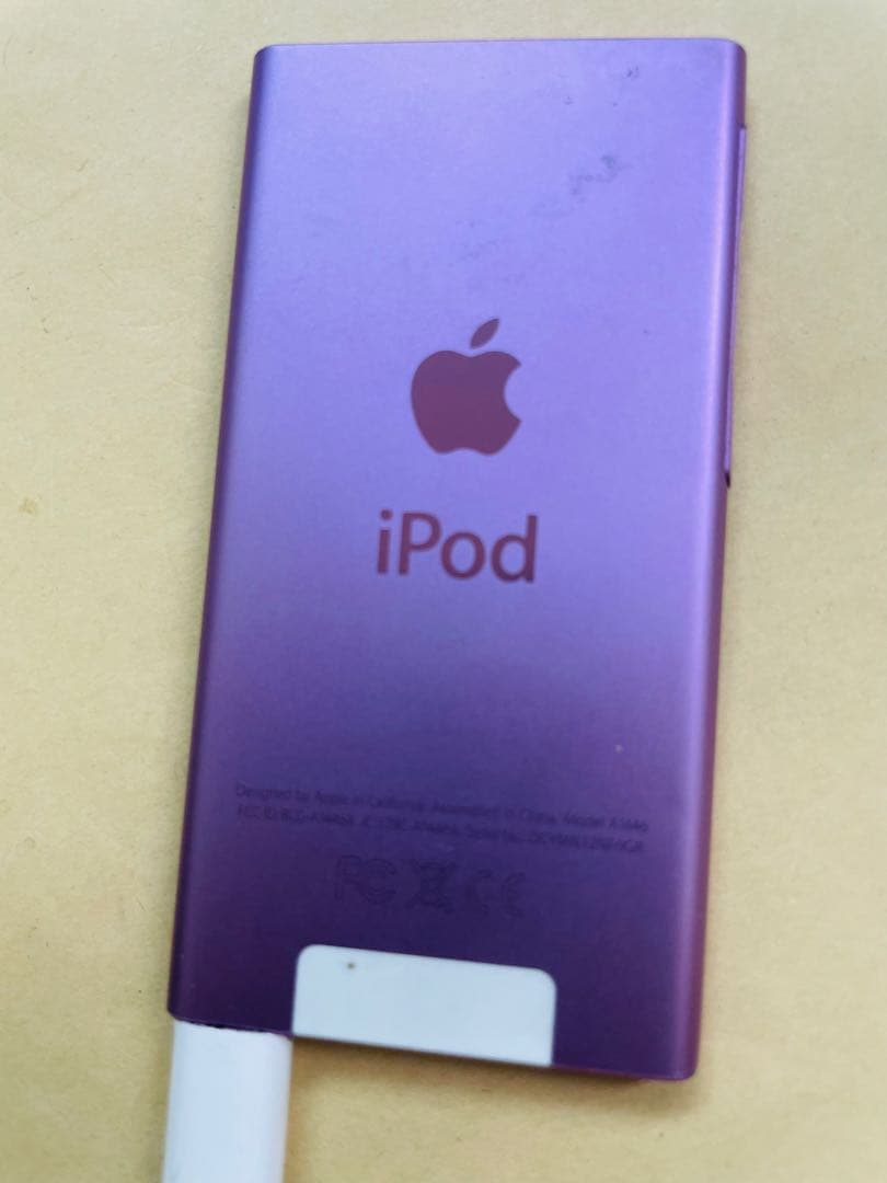 【美品】Apple iPod nano 16GB A1446 第7世代