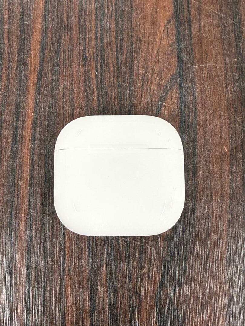 AirPods 4 アクティブノイズキャンセリング搭載