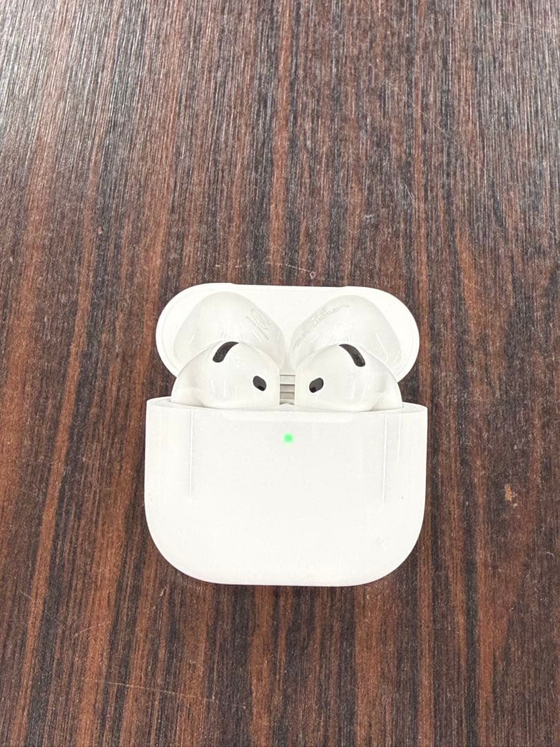 AirPods 4 アクティブノイズキャンセリング搭載