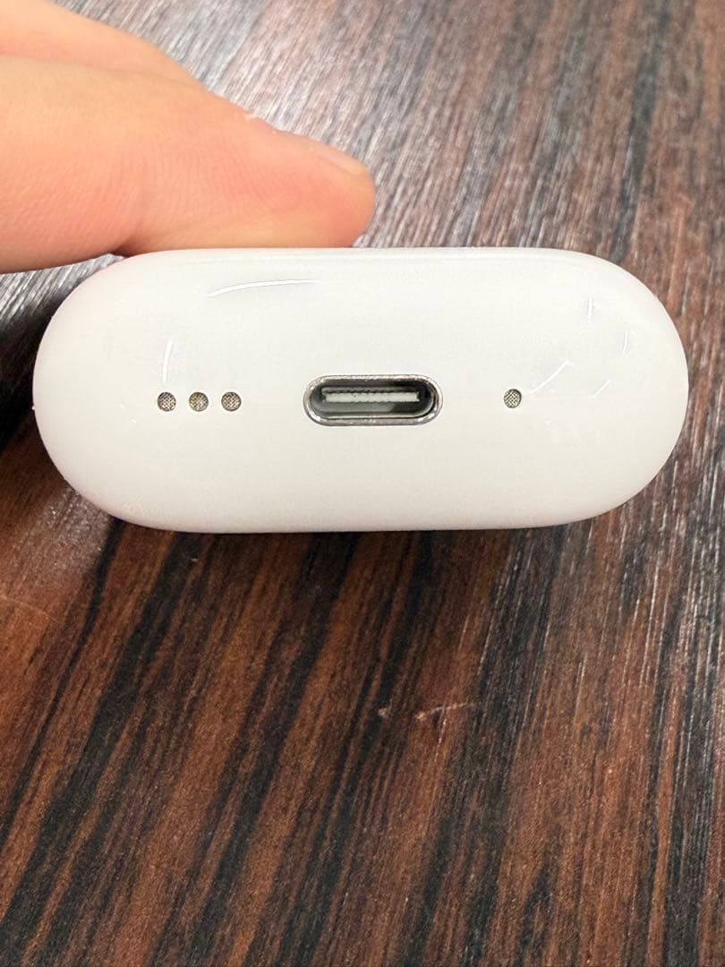 AirPods 4 アクティブノイズキャンセリング搭載