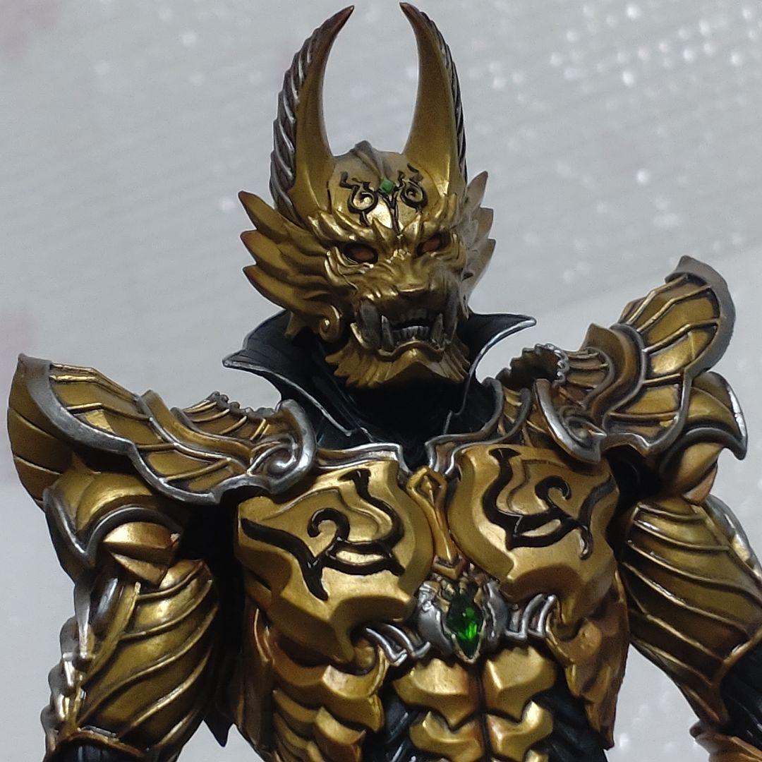 魔戒可動　黄金騎士ガロ・翔