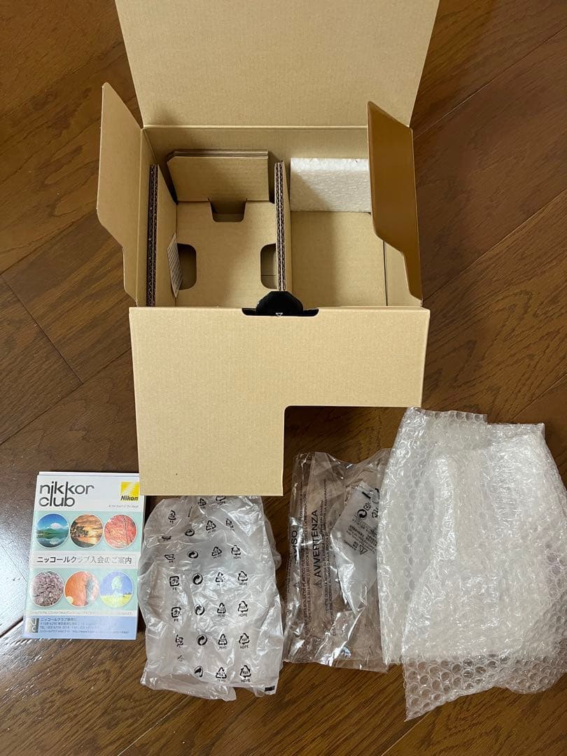 Nikon D5600 デジタル一眼レフカメラ 18-55mmレンズ付き