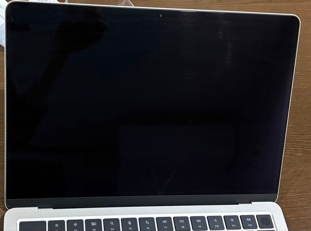 あ*ん様 ほぼ新品！充放電2回 MacBookAir A2681 256GB