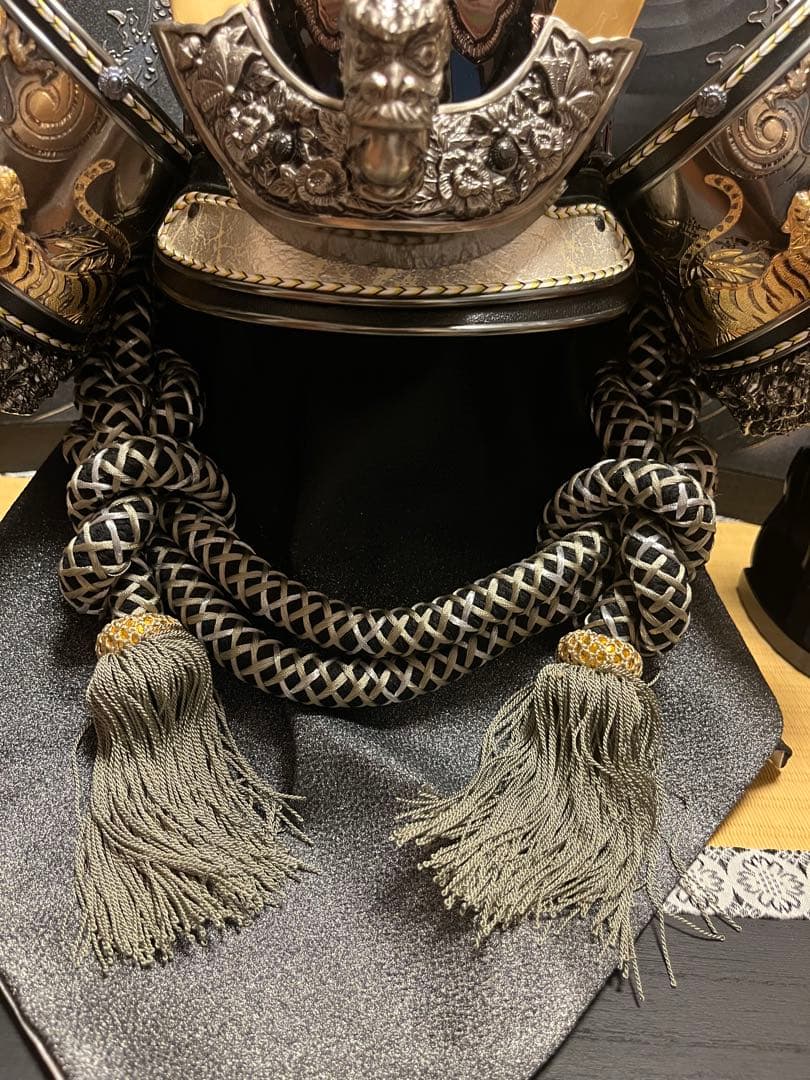 日曜日まで再お値下げ！美品！五月人形 着用兜　端午の節句収納平飾り