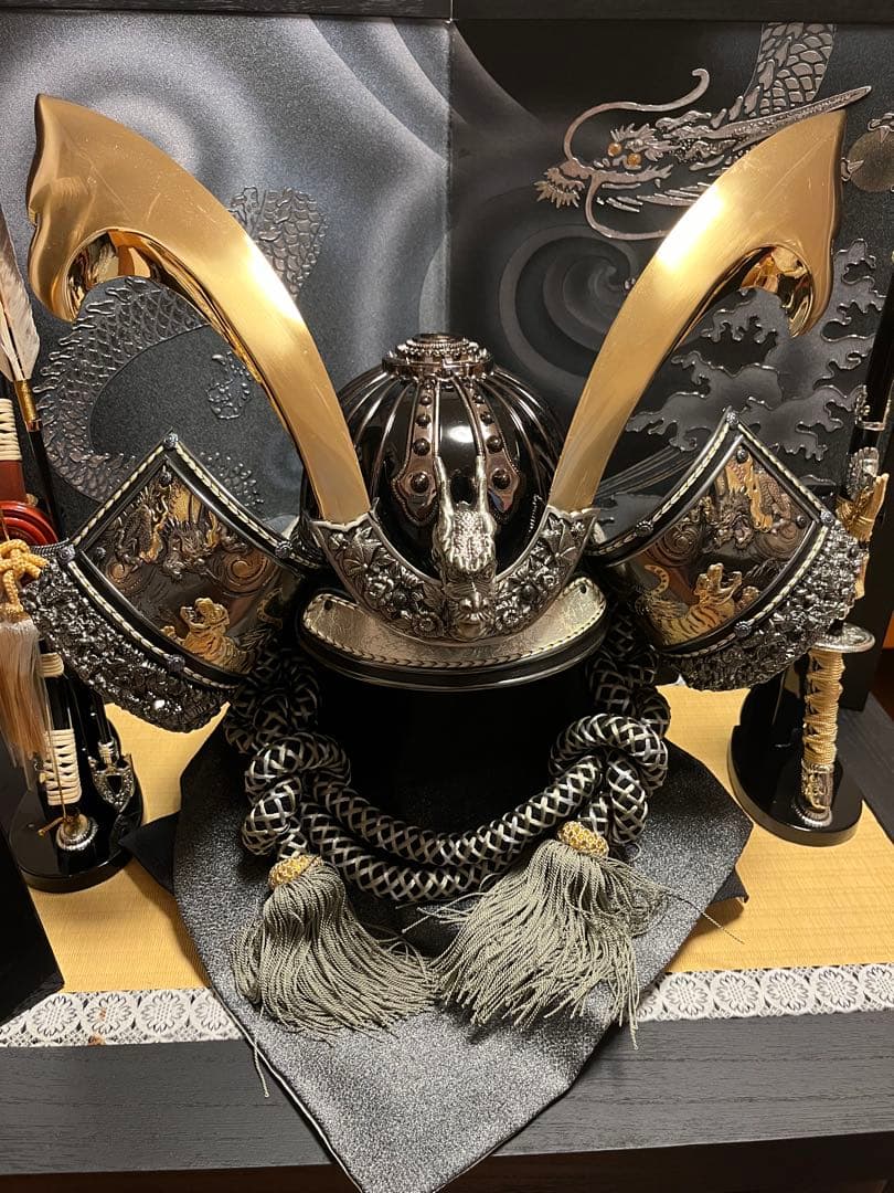 日曜日まで再お値下げ！美品！五月人形 着用兜　端午の節句収納平飾り