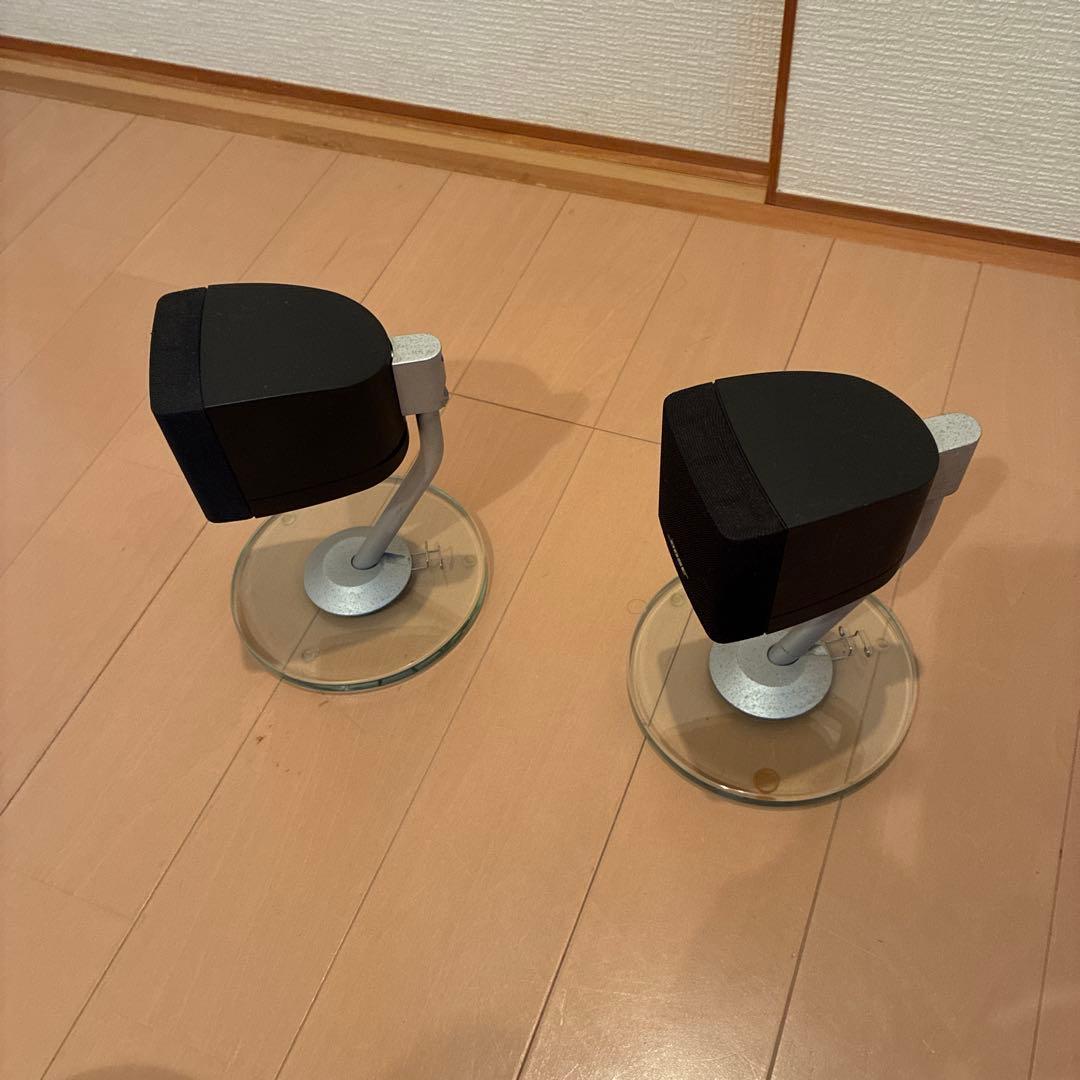 BOSEキューブ サテライトスピーカー ガラススタンド付き