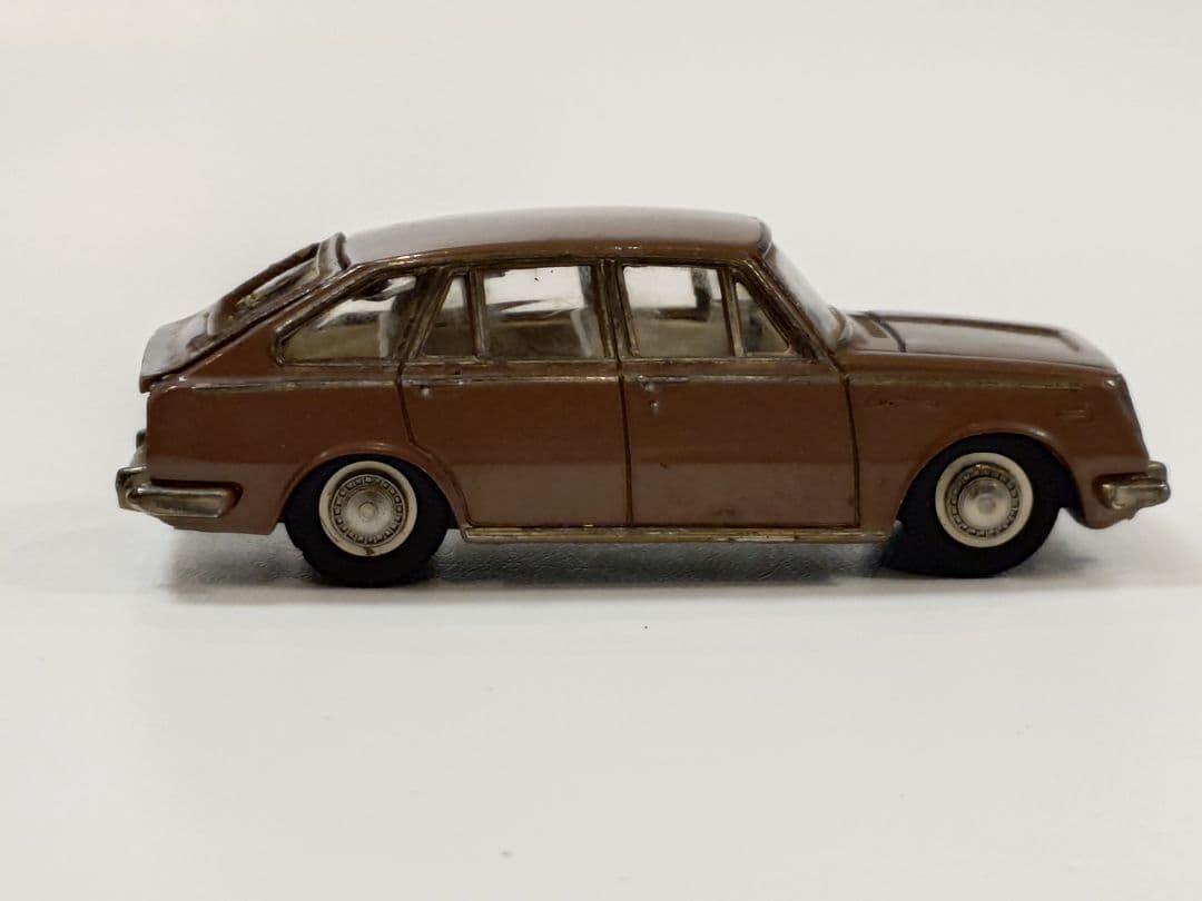 ダイヤペット No.146 CORONA 5door Sedan
