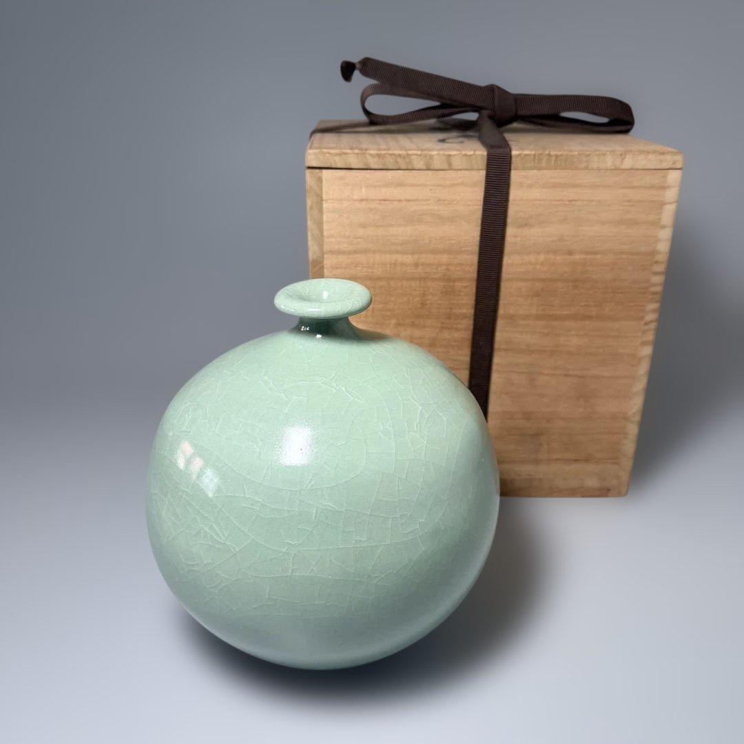 h*u様 人間国宝　中島宏　本人作　青磁小壺　共箱　本物　翡翠色　究極の青　高1