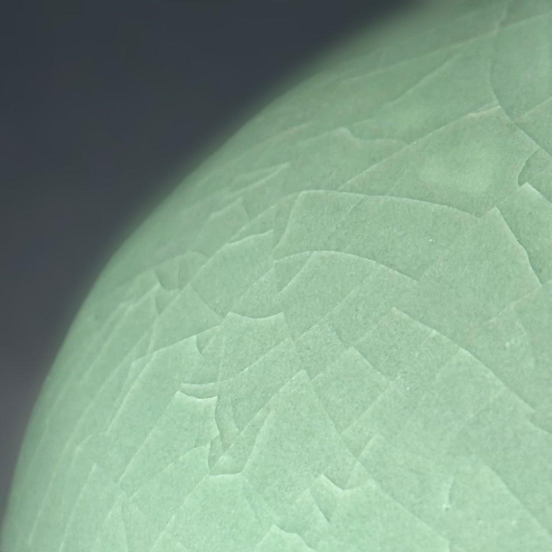 h*u様 人間国宝　中島宏　本人作　青磁小壺　共箱　本物　翡翠色　究極の青　高1