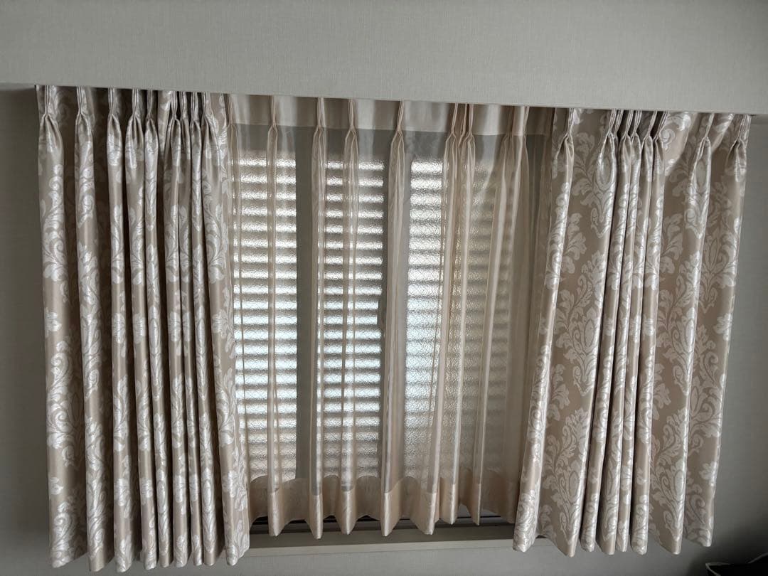 サンゲツ　FEDE オーダーカーテン ベージュ系