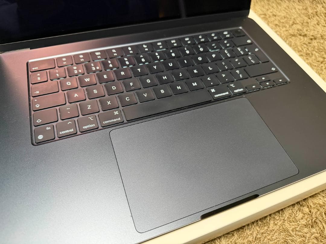 MacBook Air 15 M3 24GB 1TB（本体のみ）