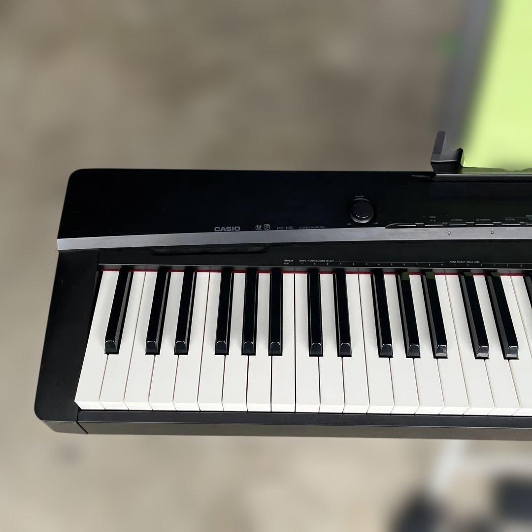 CASIO 電子ピアノ Privia PX-135 ※送料込み