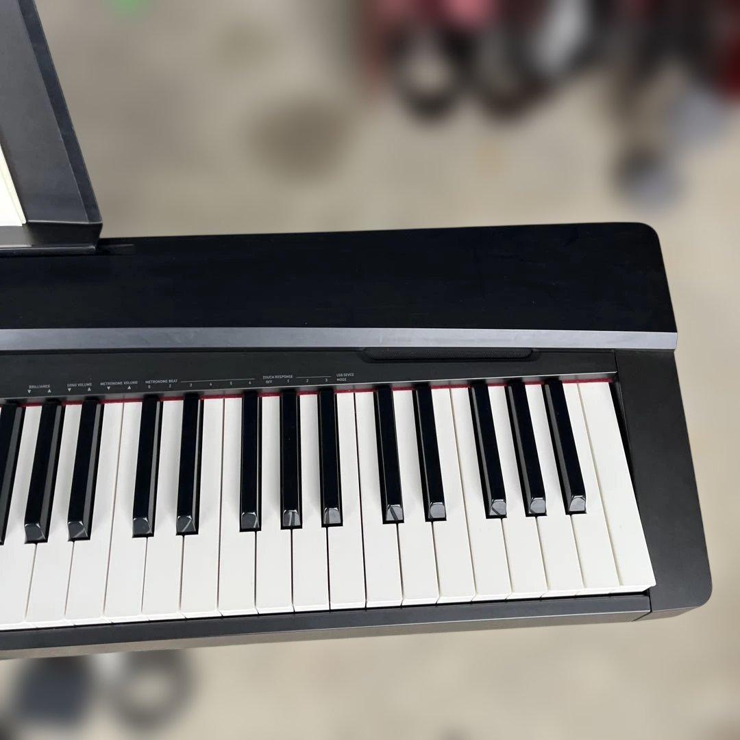 CASIO 電子ピアノ Privia PX-135 ※送料込み