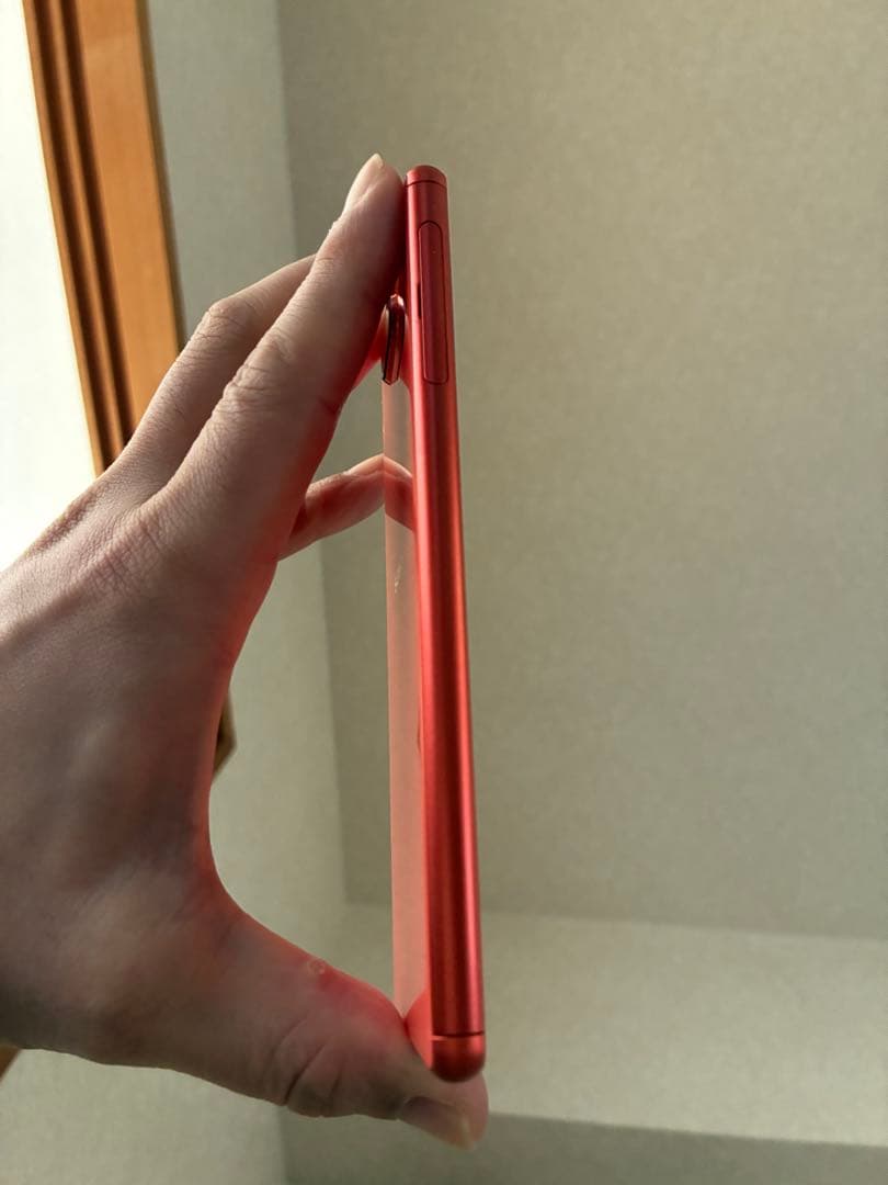 SONY Xperia 8 オレンジ　au