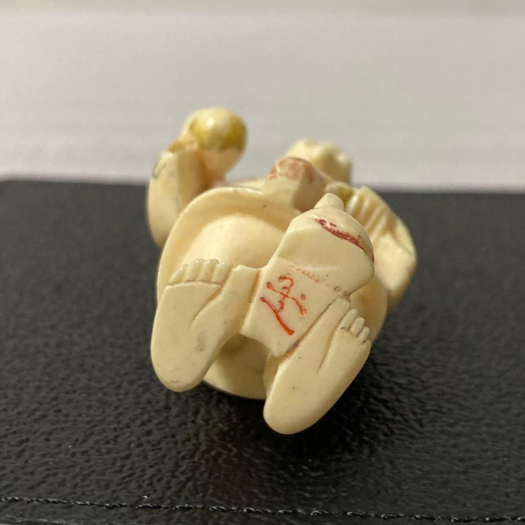 マンモス　牙彫り　根付　置物