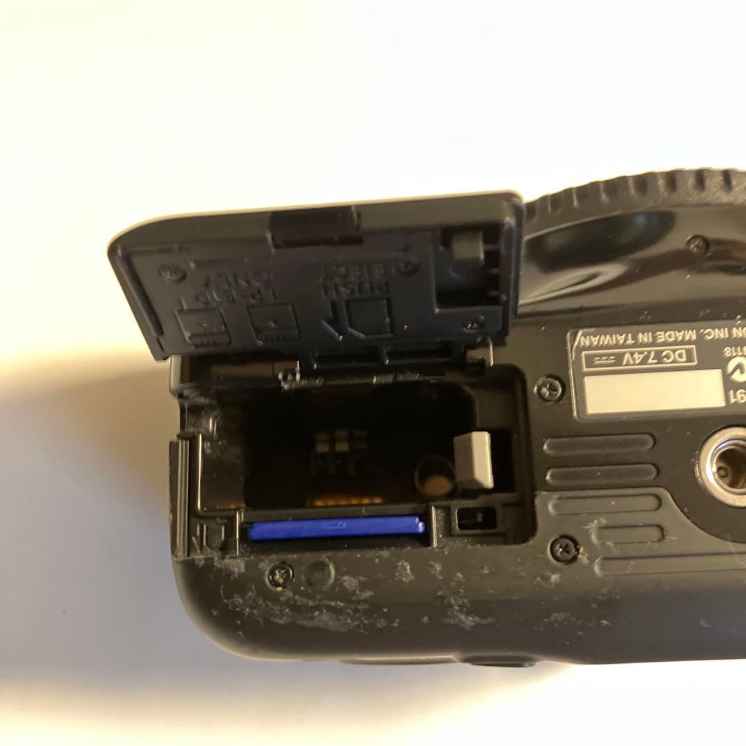 Canon EOS Kiss X50 本体、おまけレンズと付属品