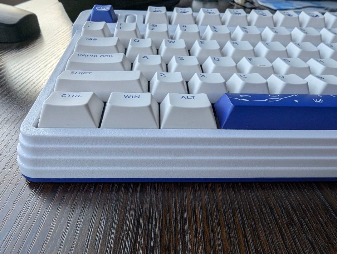 メカニカルキーボード　L80 銀軸 宇宙 キーボード 本体 USBレシーバー