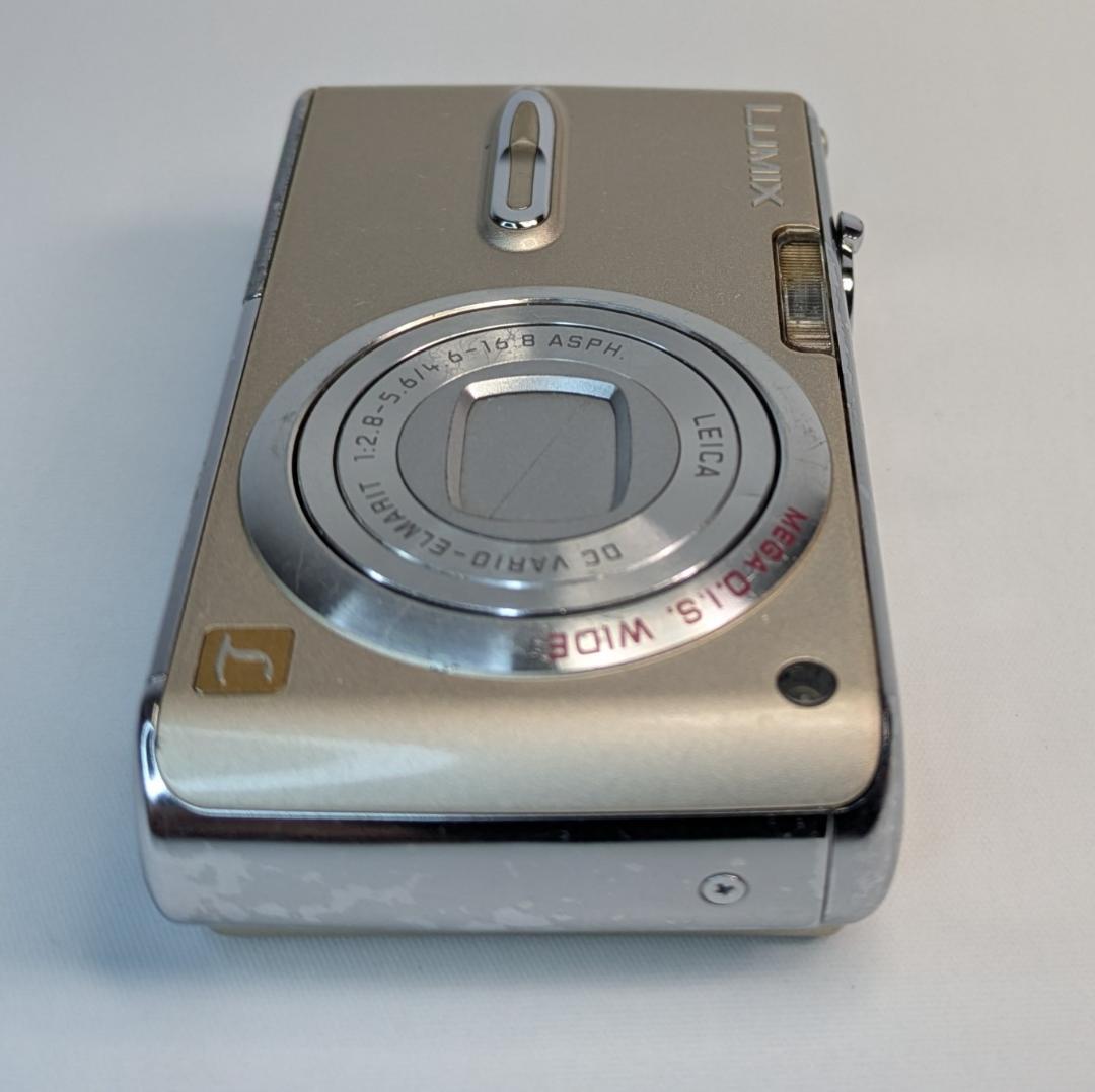 Panasonic LUMIX DMC-FX07 デジタルカメラ ゴールド