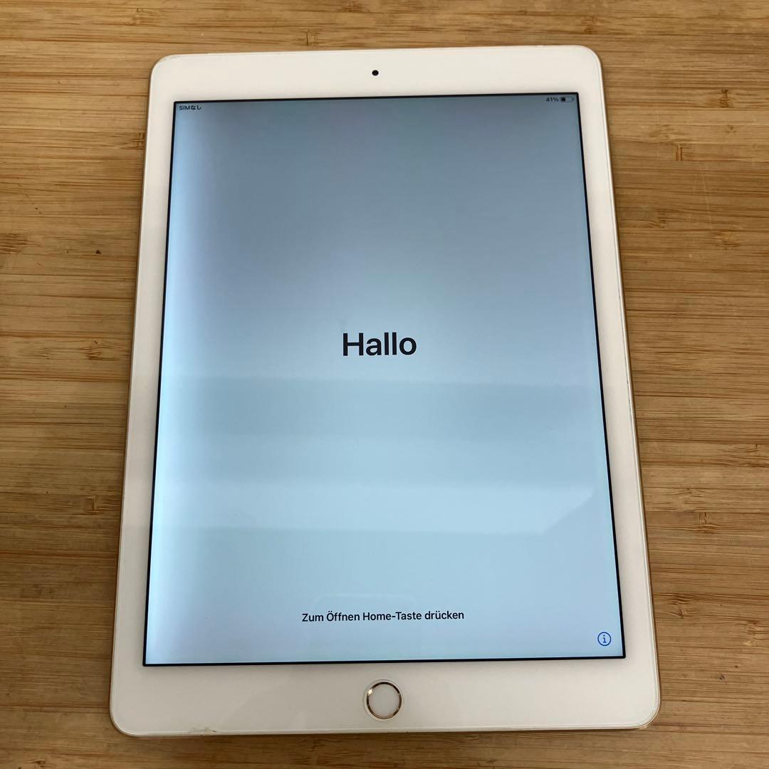 Apple iPad Air (モデル A1567) ゴールド　第2世代