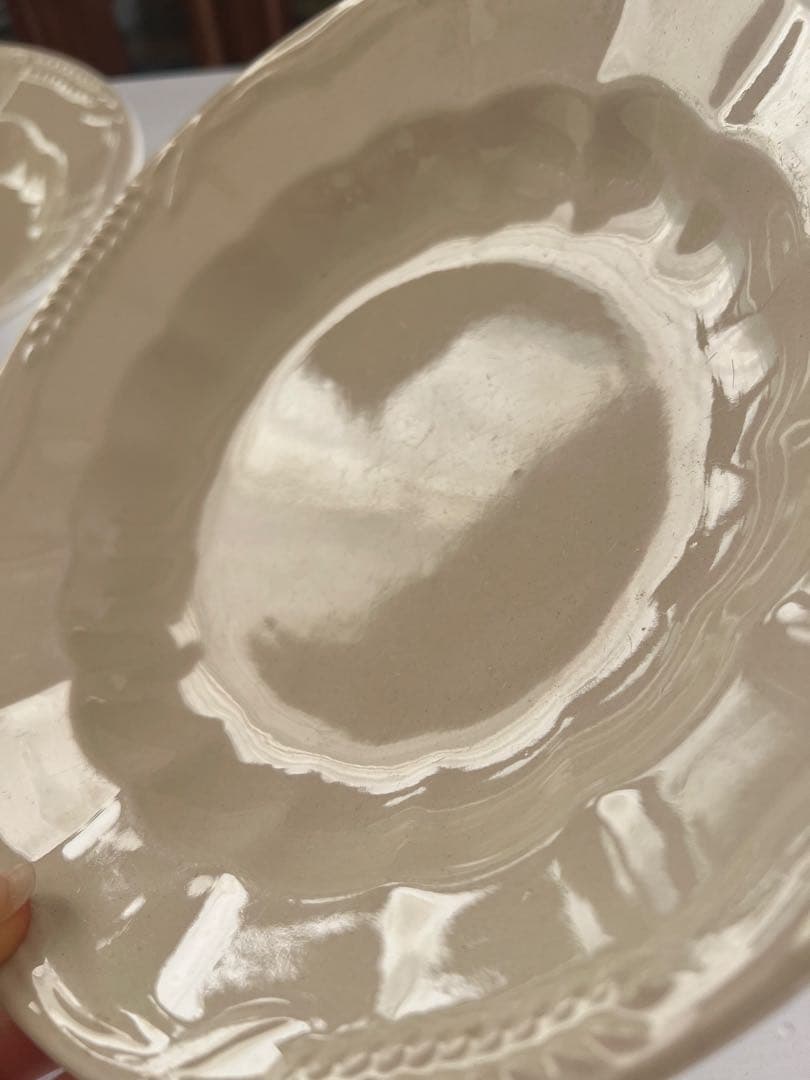 フランスアンティーク　麦の穂のレリーフ　アイボリーのスーププレート2枚セット