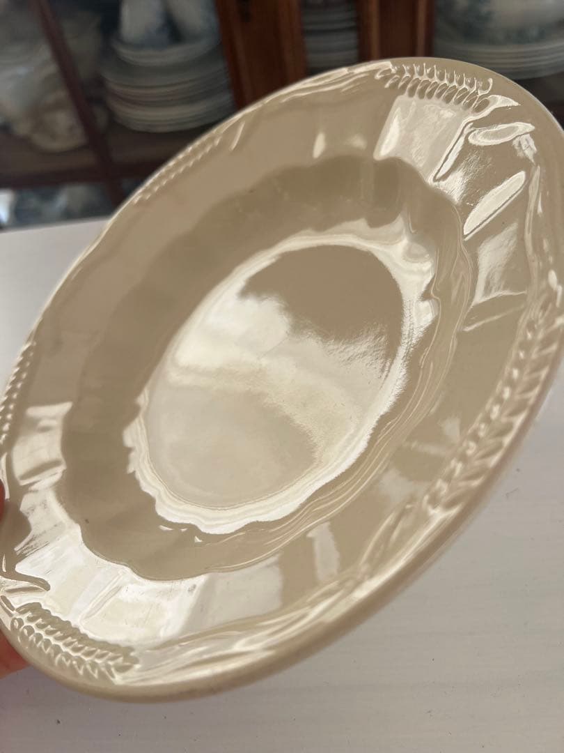 フランスアンティーク　麦の穂のレリーフ　アイボリーのスーププレート2枚セット