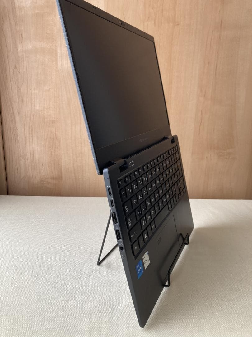 第12世代10コアi5/16G/爆速dynabook G83/顔・指紋認証