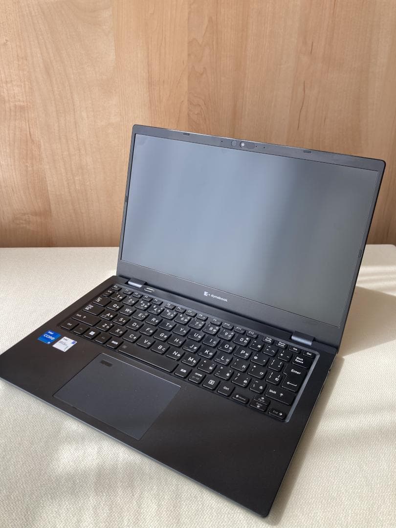 第12世代10コアi5/16G/爆速dynabook G83/顔・指紋認証