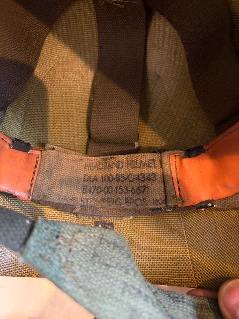 実物　米軍憲兵隊(MP)ヘルメット　オリジナルペイント