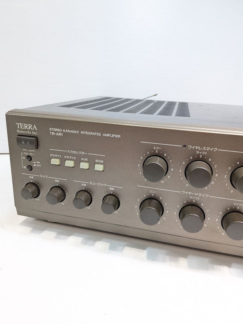 P007 TERRA カラオケアンプ TR-AR1 AKAI