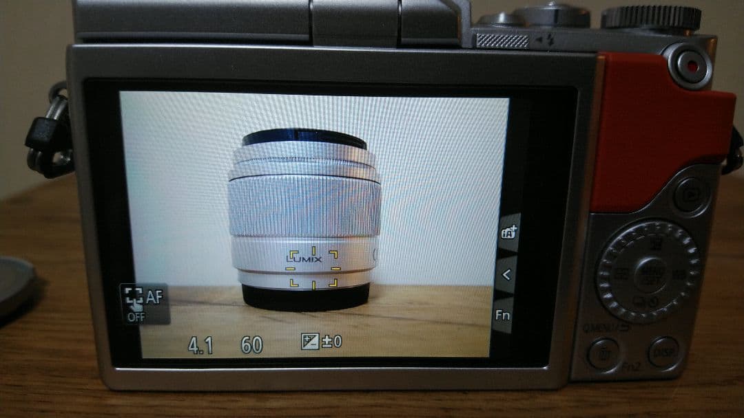 Panasonic LUMIX DC-GF10W デジタル一眼レフ