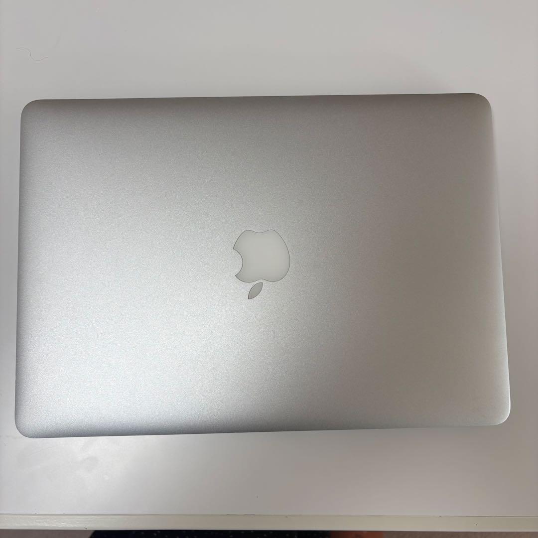 MacBook Air 13 2013 i5 4GB 128GB 初期化済