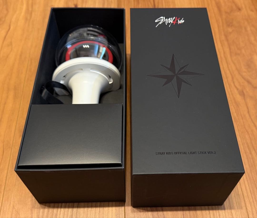 スキズ　公式ペンライト ver.2 ライトスティックポーチ（未開封）セット