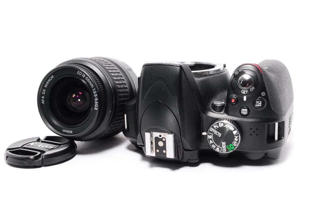 Nikon D3300◆ショット数少なめ◆Flash Air付き◆一眼レフカメラ