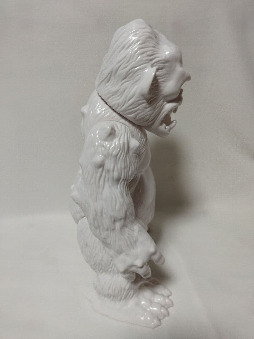 ソフビ Sofubi HxS キングゴリラ獣 white 30CM