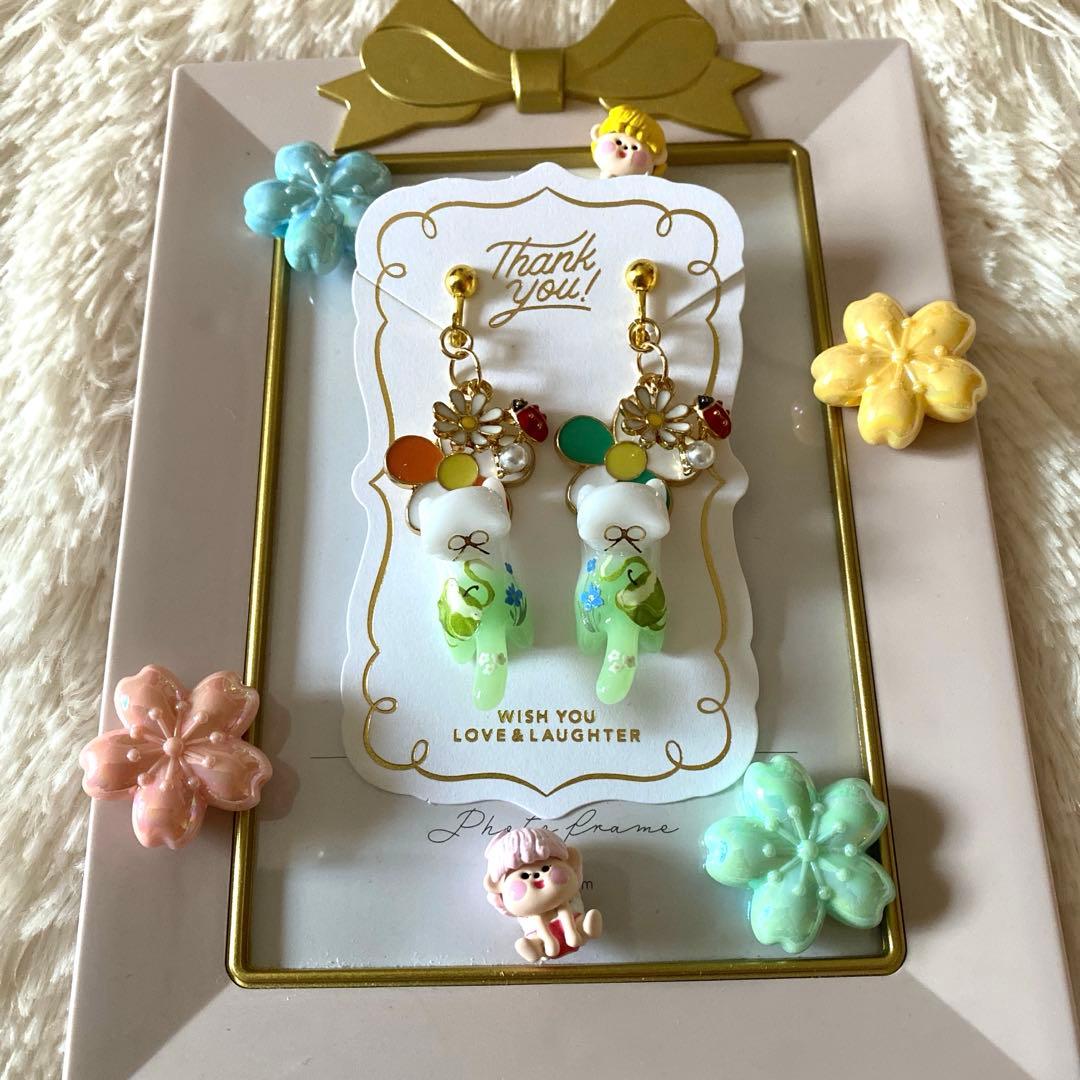 ☆てんとう虫が可愛いSpring猫ちゃんイヤリング☆