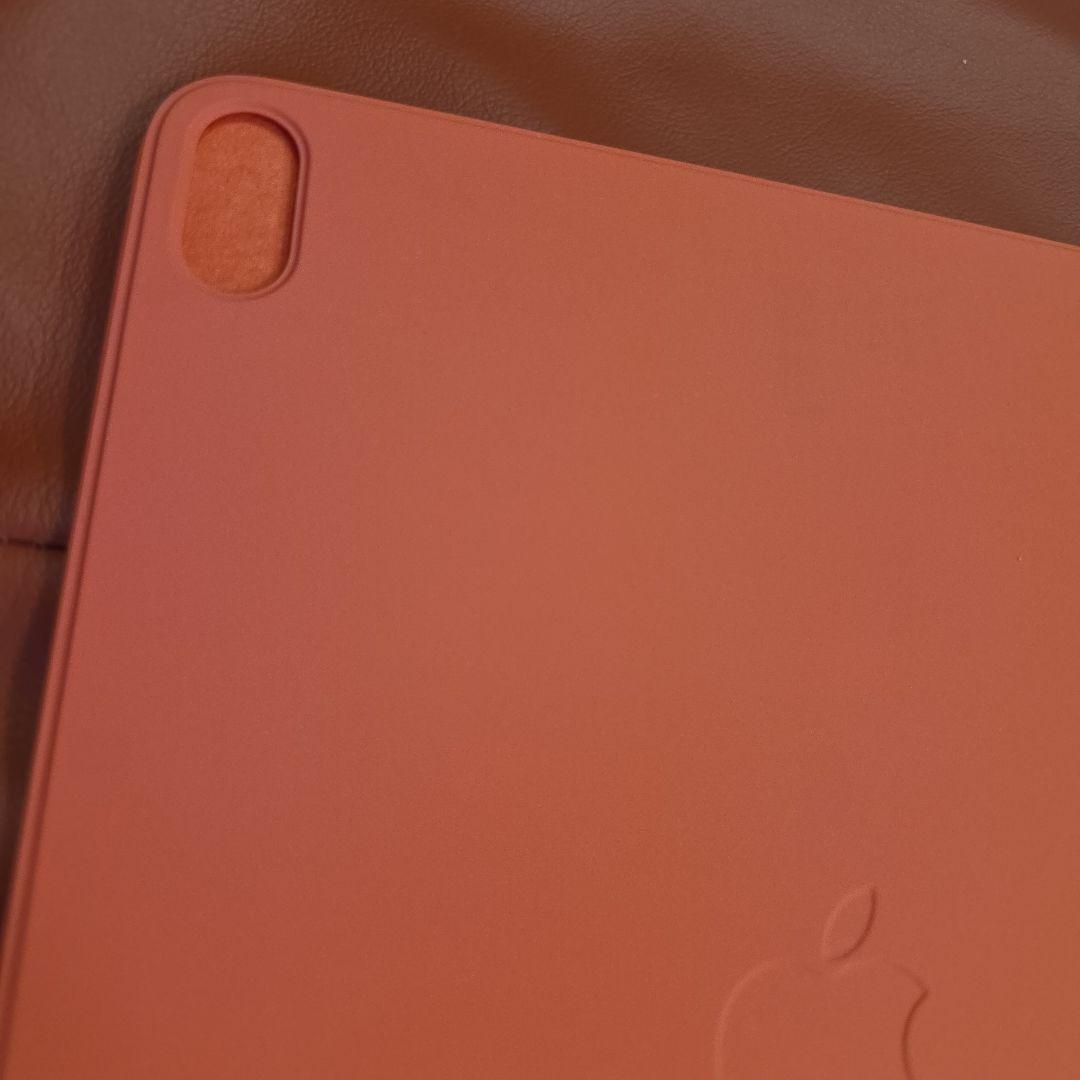 オレンジ シリコン iPadAir(第５世代)ケース Appleロゴ入り