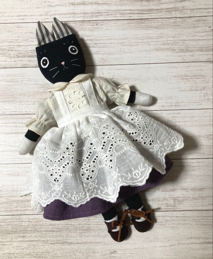 まんまるお目々の黒ねこさん