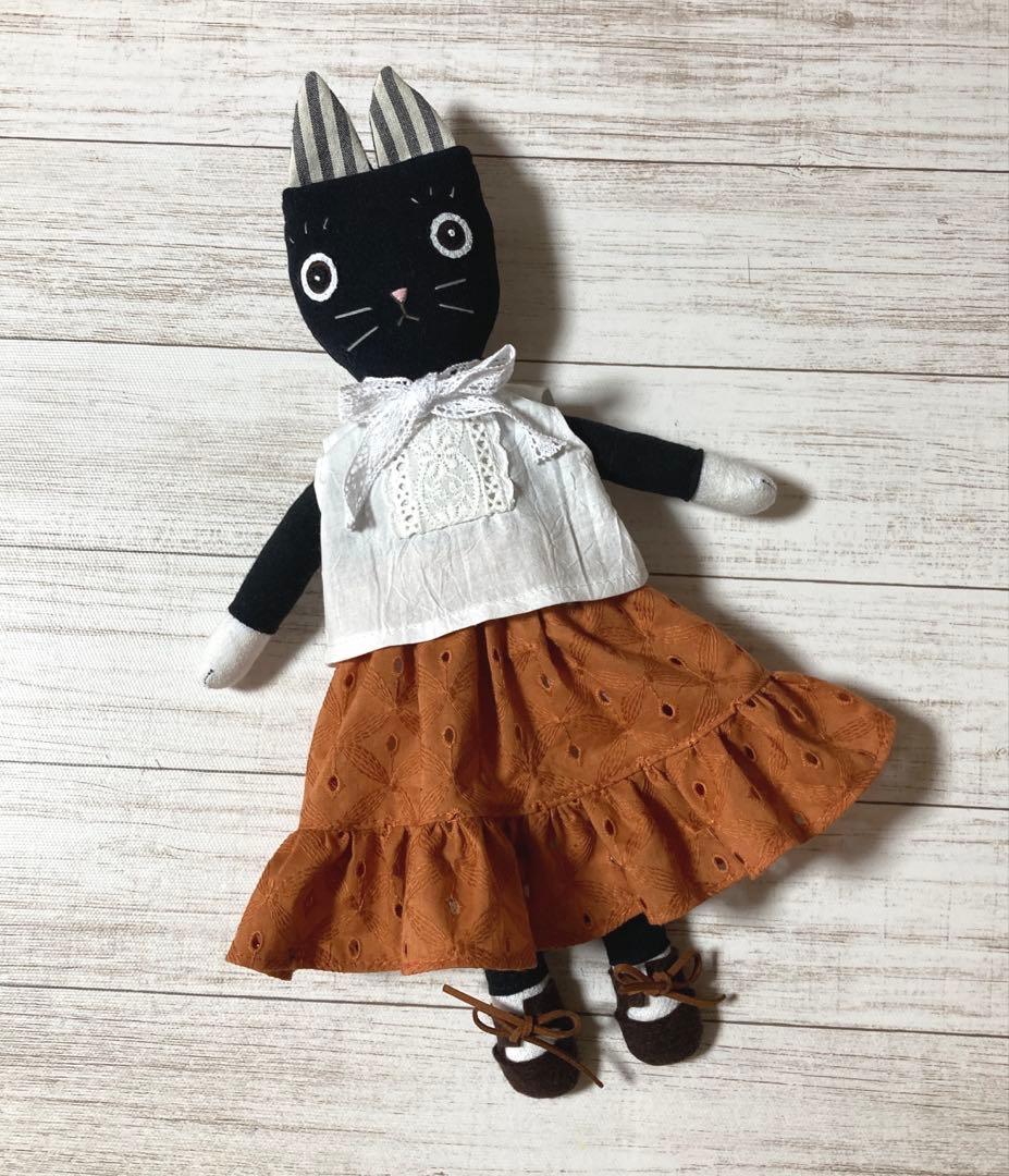 まんまるお目々の黒ねこさん