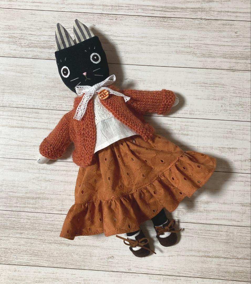 まんまるお目々の黒ねこさん