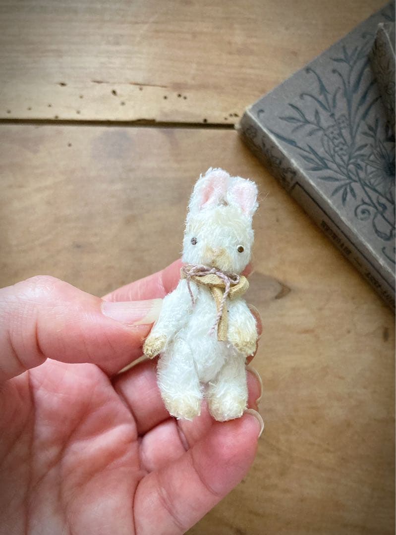 ☆CANON☆うさぎのぬいぐるみ ハンドメイド グレー アンティーク風